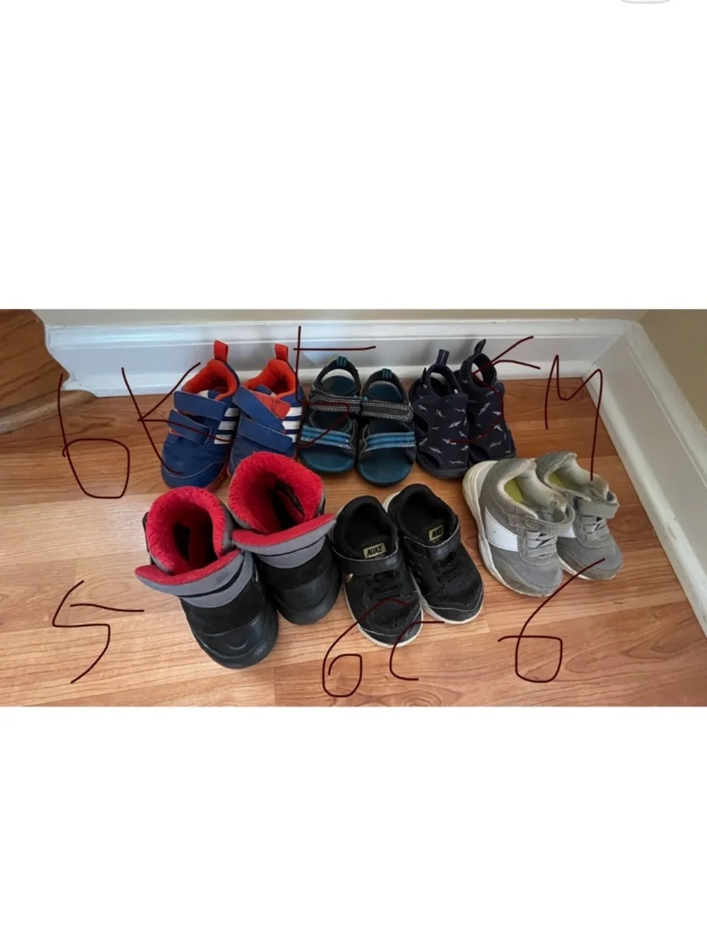 Nike selling bundle